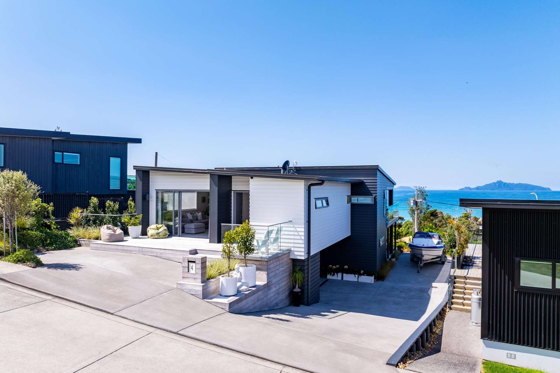 4 Solar Way Langs Beach_0