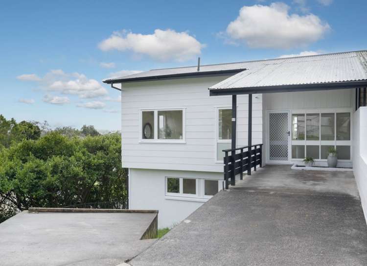 14 Lysander Crescent Beach Haven_17