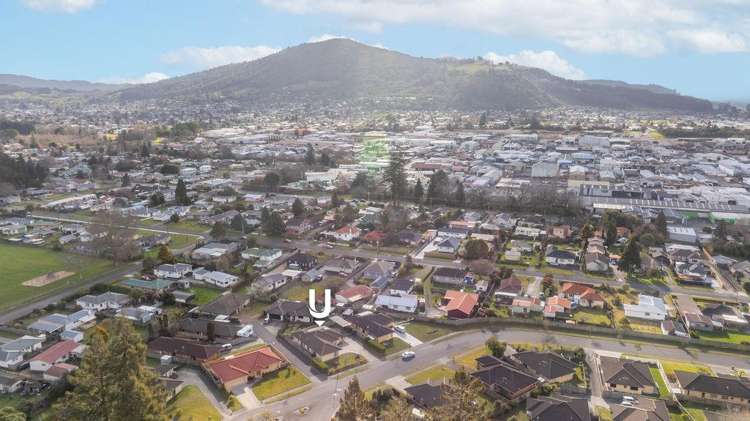 38 Riverholm Drive Mangakakahi_16