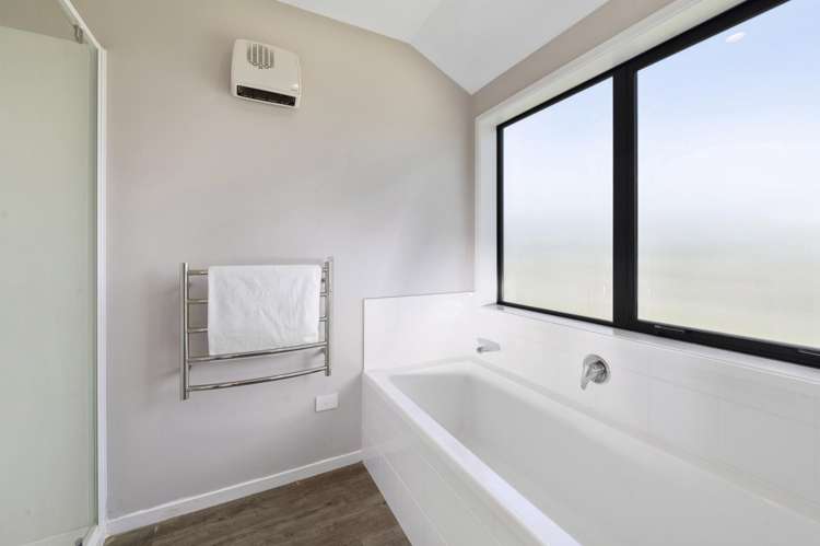 27 Pukeko Way Kinloch_20