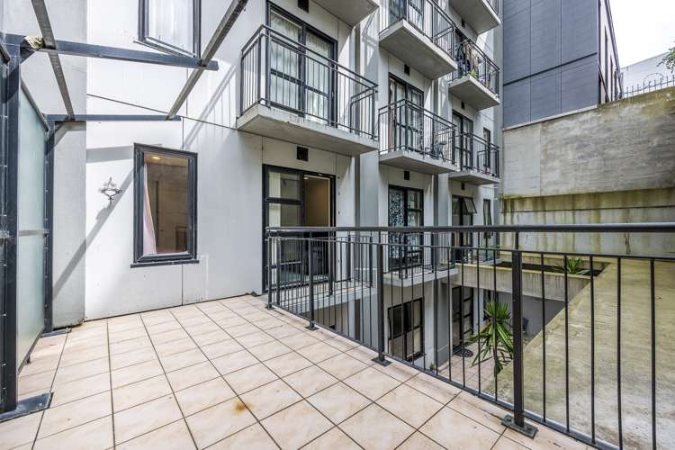 1a/508 Queen Street Auckland Central_8