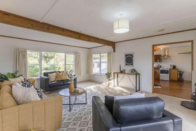 42 Kiwi Road Raumati Beach_1