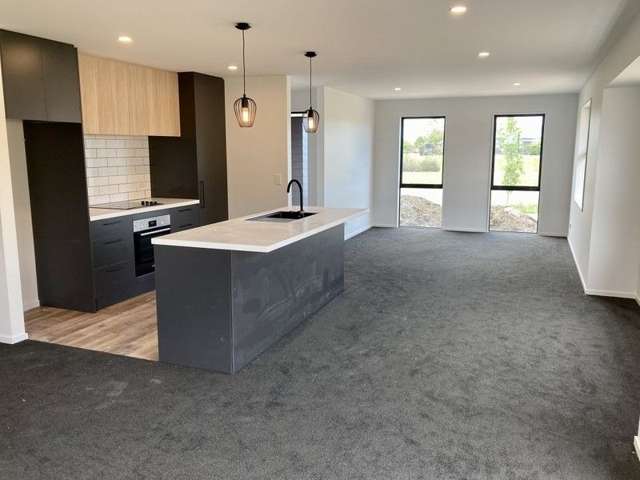 13 McGrath Drive 1476_3