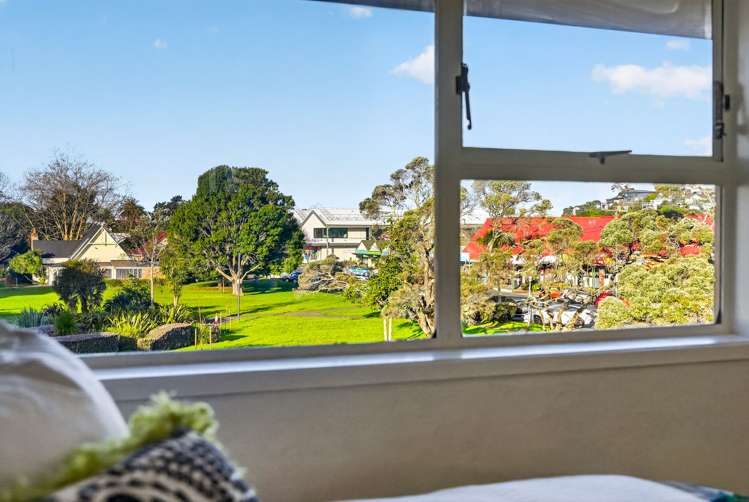 4/3 Glen Road Browns Bay_13