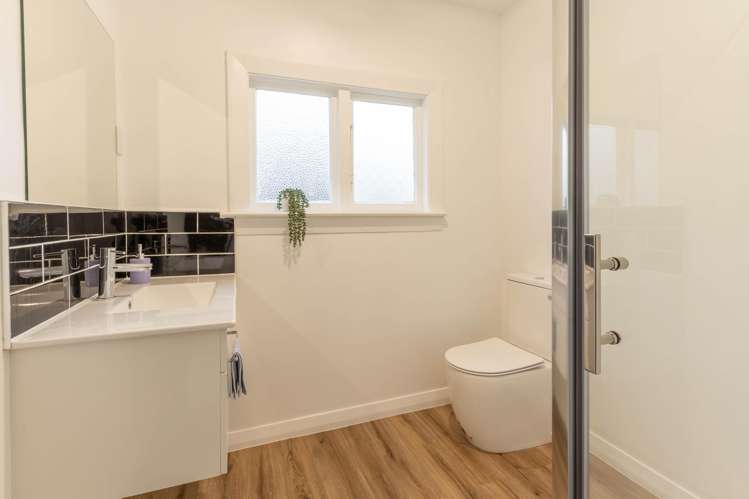 62 Tilford Street Woolston_18