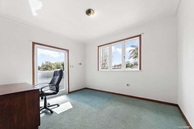 1 Mark Road Mt Albert_10