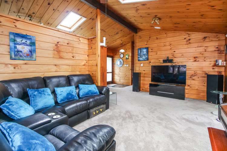 39 Fitzherbert Avenue West Harbour_4