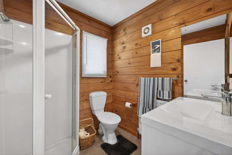 118 Marine Drive Diamond Harbour_17