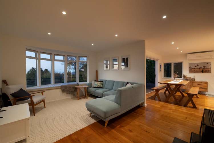 52 Stanley Crescent Beachville_12