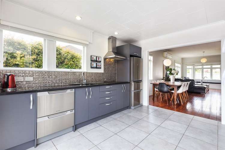 39 Monaghan Avenue Mount Albert_11