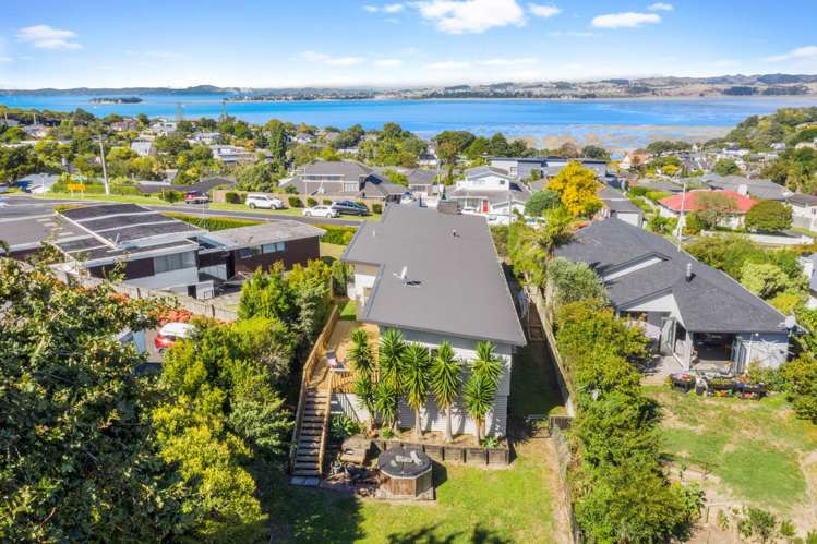 27 Churchill Road Cockle Bay_23