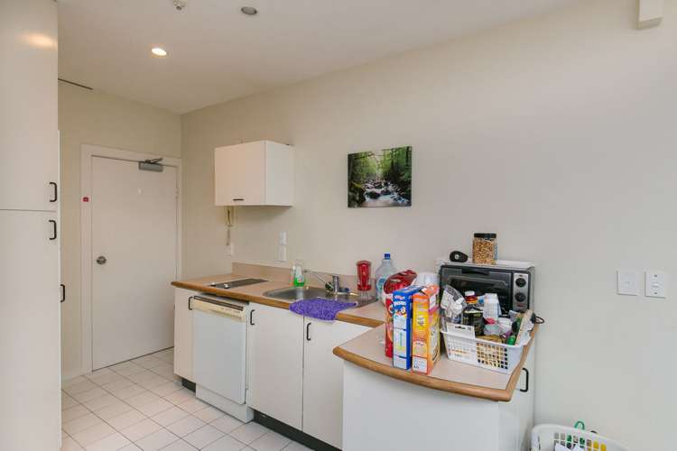 2f/49 Manners Street Te Aro_5