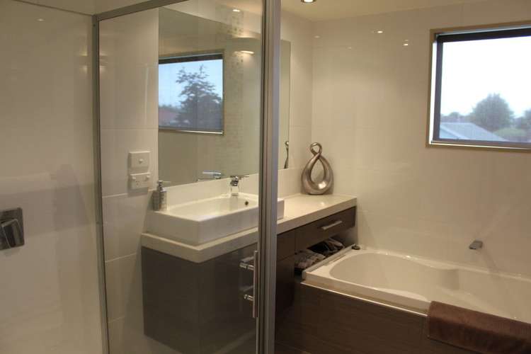 68 Lane Street Allenton_15