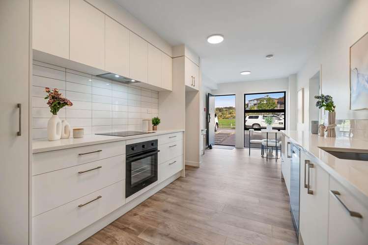 APT 6/3 Kawau Close Orewa_4