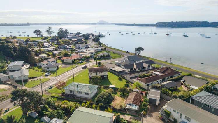 5 Omokoroa Road Omokoroa_1