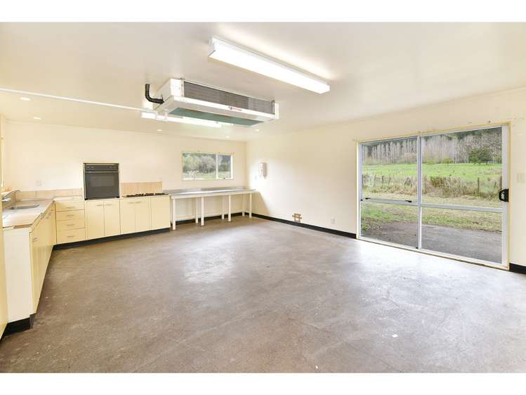 2882 Kaipara Coast Highway Glorit_26