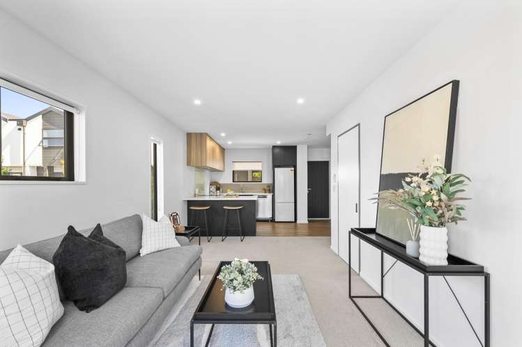 10/15 Bunyan Street Waltham_2