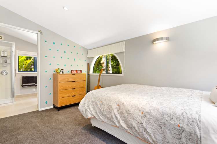 56 Wood Bay Road Titirangi_14
