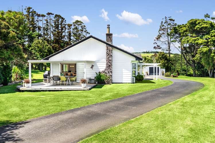 286 Muriwai Valley Road_0