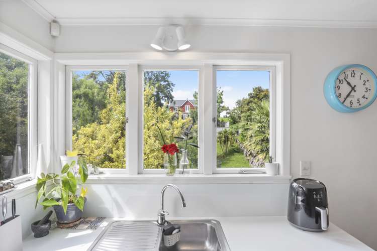 47 Evans Road Glen Eden_19