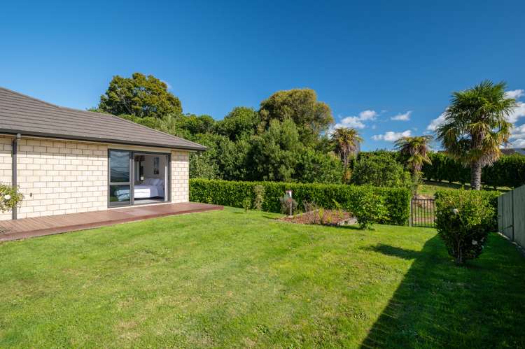 27 Stafford Rise Owhata_21