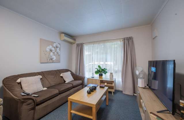 One-Bedroom Unit — Close to the Beach & Bus Stop!