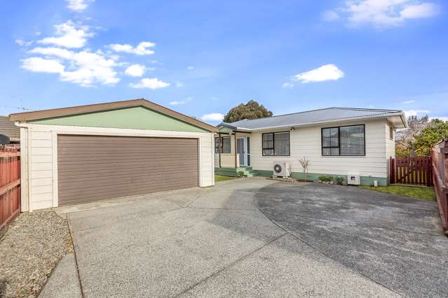 19 Laredo Grove Totara Park_1