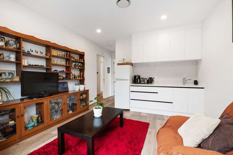 61 Godfrey Drive Orewa_12