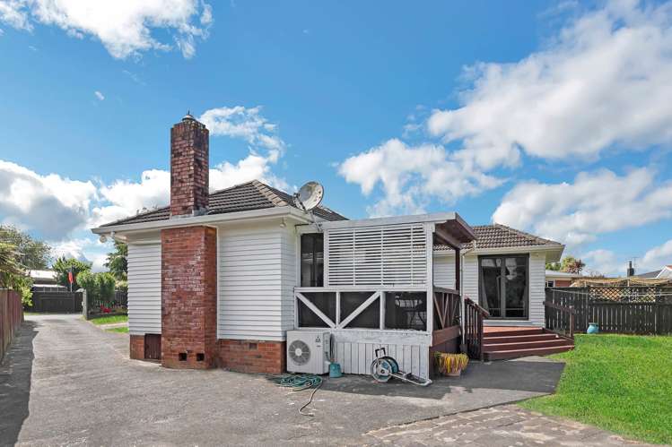 16 Bruce Place Papatoetoe_12