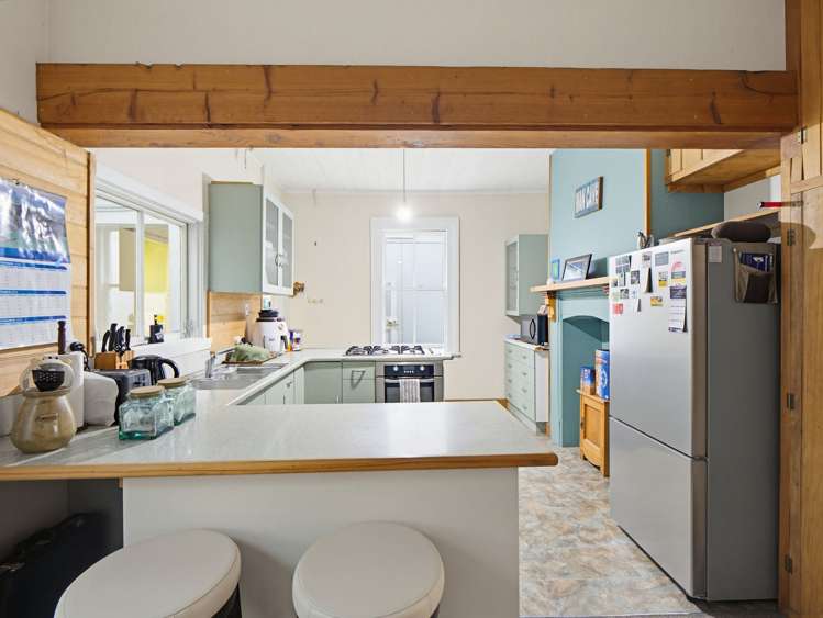 9 Hawkhurst Road Lyttelton_25