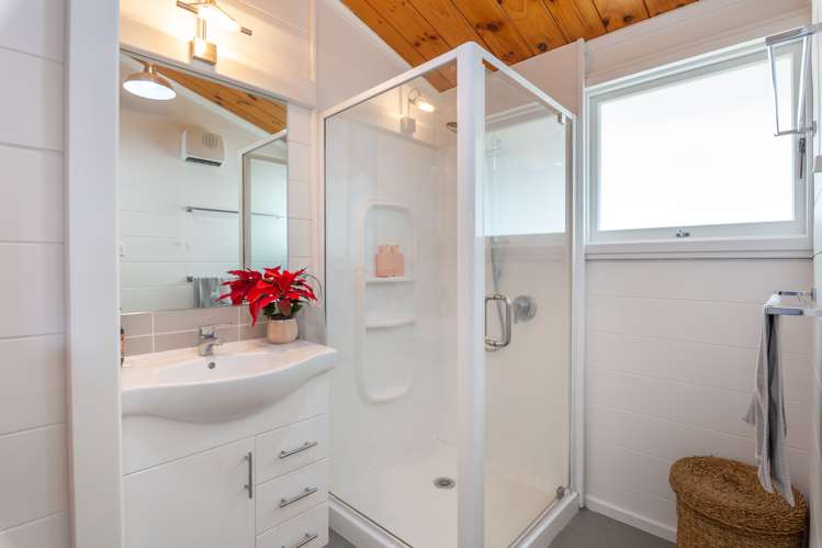 2 Wakatu Avenue Moncks Bay_14