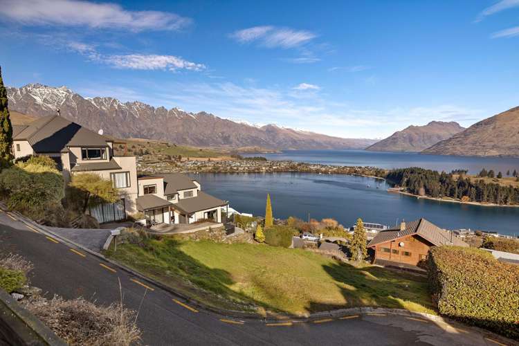 7 Bolton Lane Queenstown_10