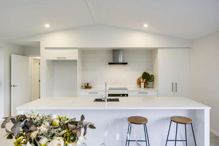 6 Matau Crescent Frimley_3