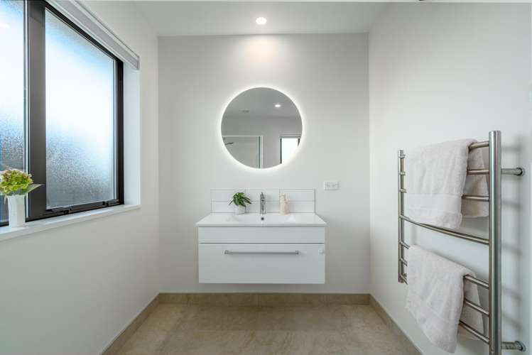 6 Cassidy Avenue Lincoln_17