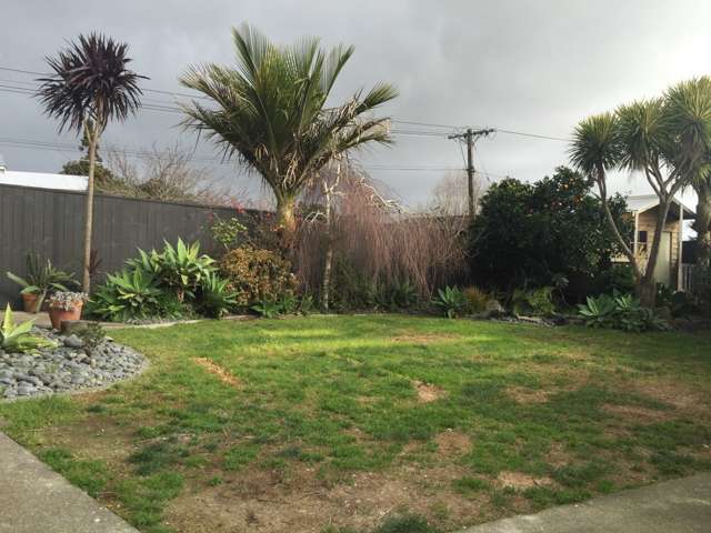 76 Gloria Avenue Te Atatu Peninsula_2