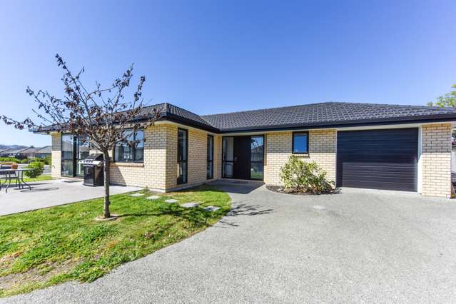 49 Malone Crescent Richmond_1