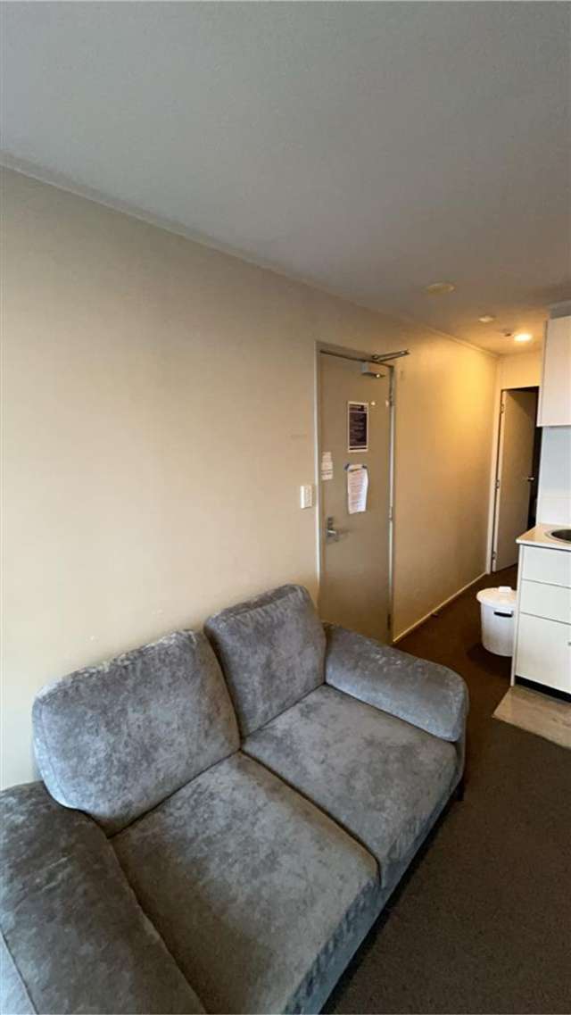 L13/72 Nelson Street Auckland Central_4