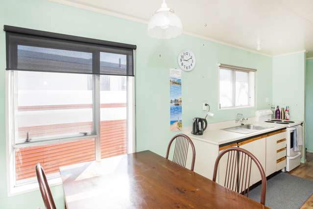 8 Dennis Street Outer Kaiti_4