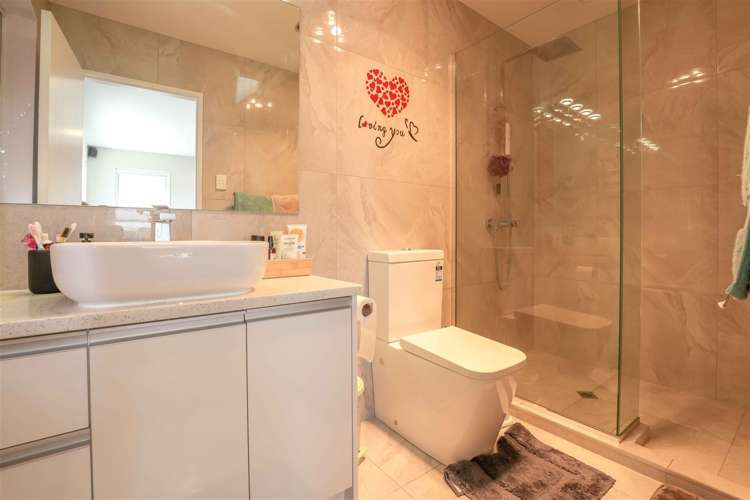 28 Quattro Avenue Flat Bush_19