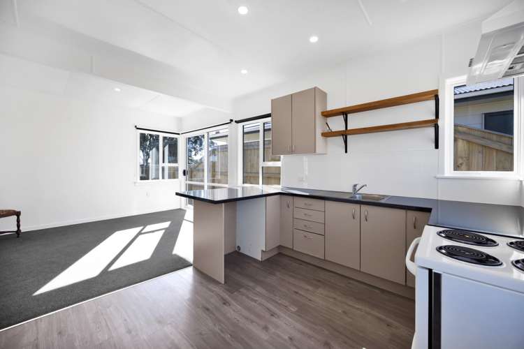 23 Longfellow Road Opunake_7