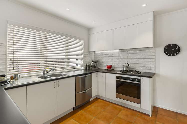 11 Warren Avenue Three Kings_6