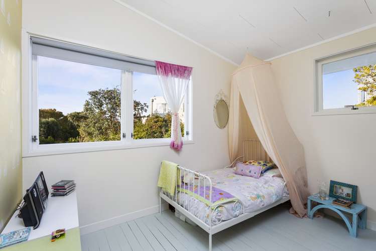 96 Ngataringa Road Devonport_14