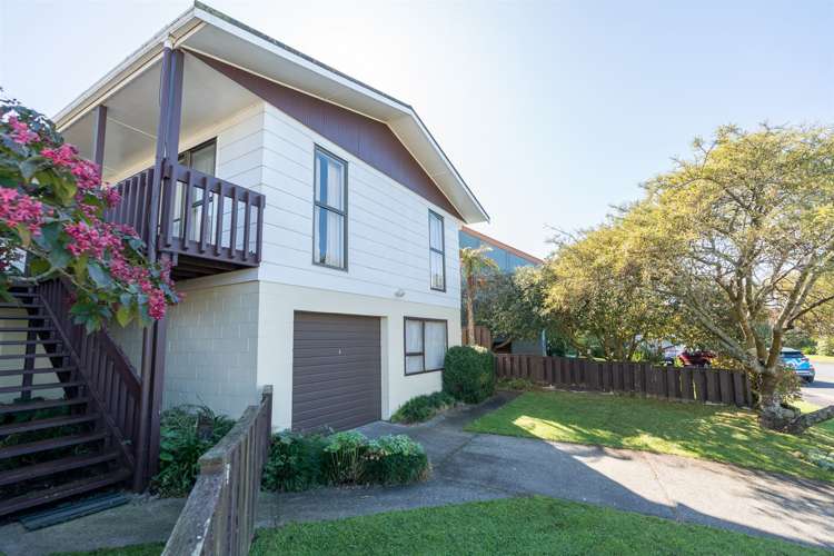 8 Robyn Place Dinsdale_11