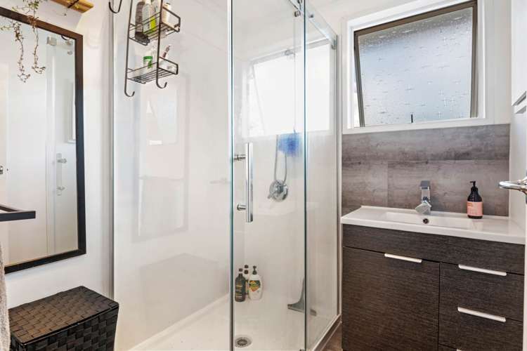 7 Win Grove Hatfields Beach_14