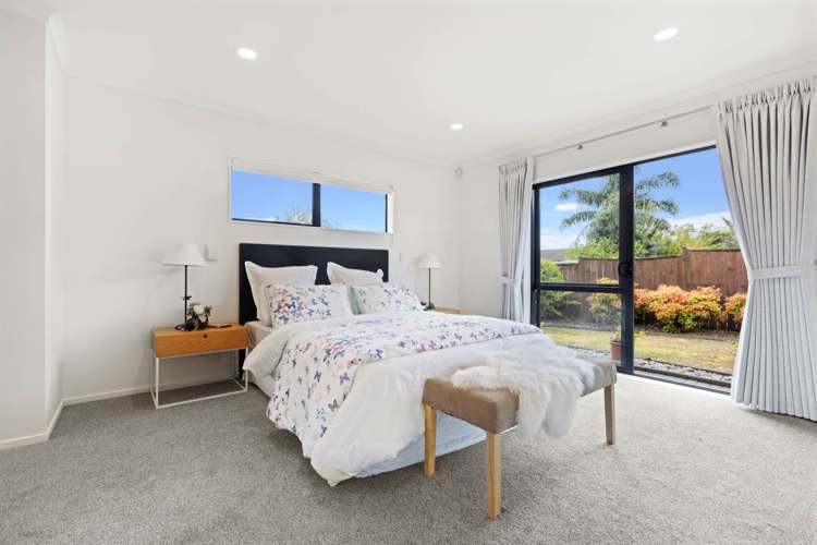 37 Croftview Road Wattle Downs_15