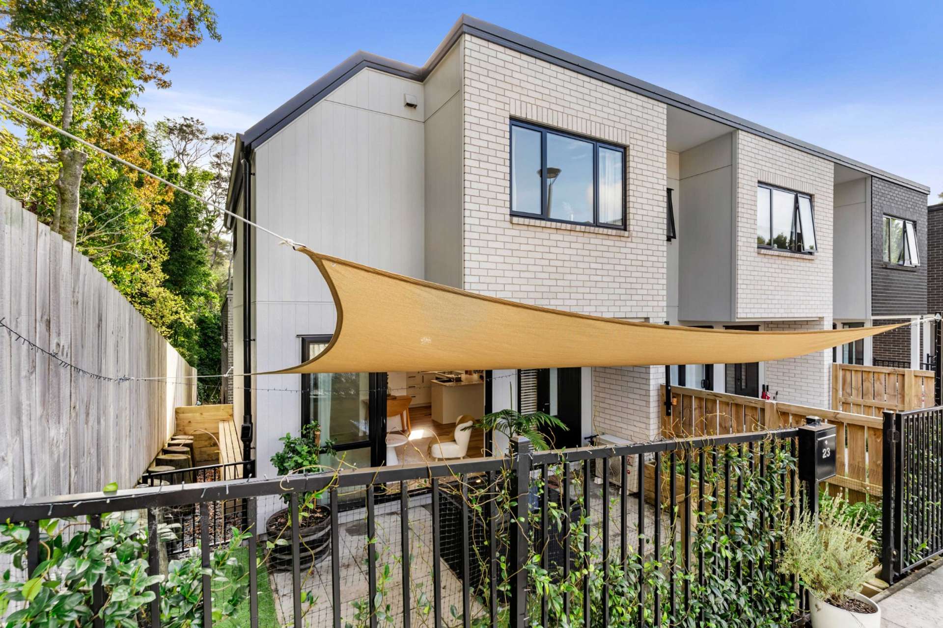 23 Tokai Place Glen Eden_0