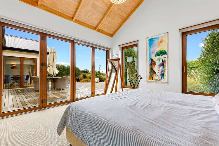 127 Southfield Drive Lincoln_13