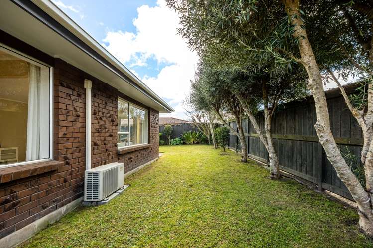 2/11 Ciprian Place Henderson_18