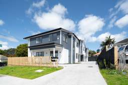 Modern Living Awaits: Brand-New Homes in Panmure