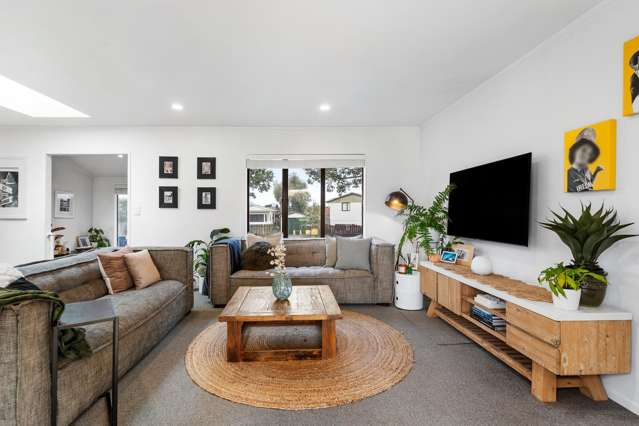 25 Sunningdale Street Wattle Downs_4